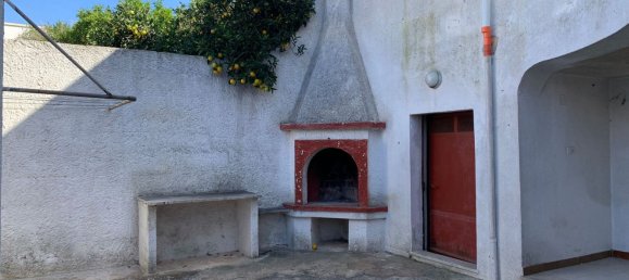 4 rooms House in Salve, Italy No. 82895 17