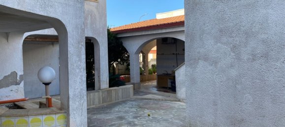 4 rooms House in Salve, Italy No. 82895 44