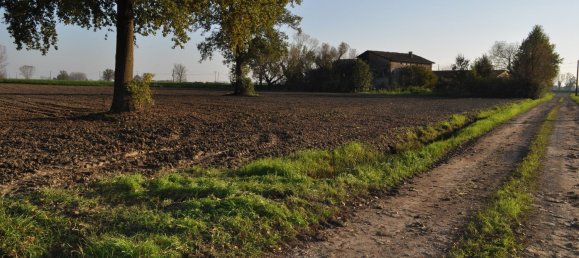  Land in Parma, Italy No. 339141 17