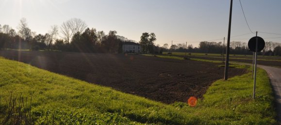  Land in Parma, Italy No. 339141 4