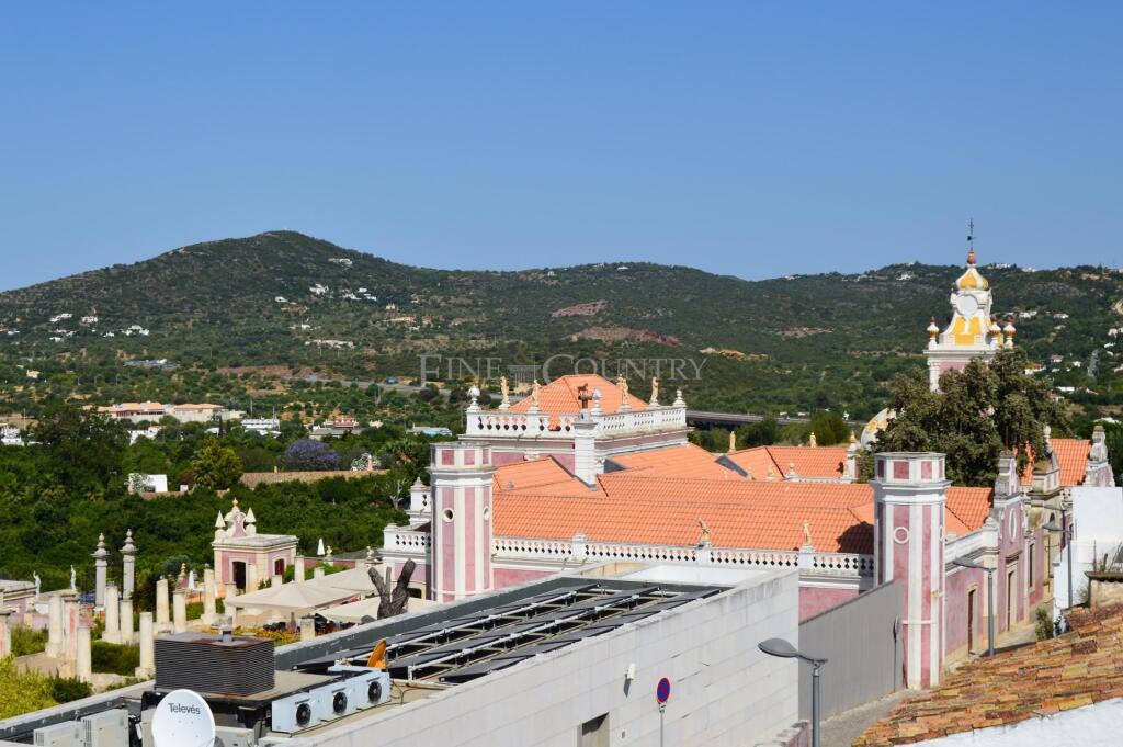  Commercial property in Faro, Portugal No. 315919