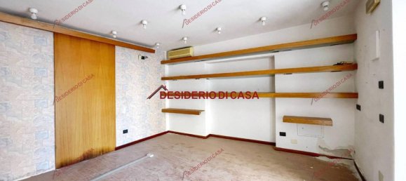 3 rooms Commercial property in Alcamo, Italy No. 111458 5