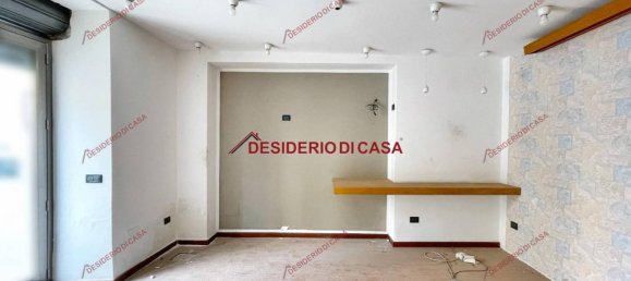 3 rooms Commercial property in Alcamo, Italy No. 111458 2