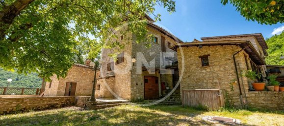 2-Zimmer Haus in Rome, Italy, Nr. 47048 10