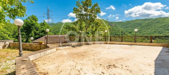 2-Zimmer Haus in Rome, Italy, Nr. 47048 11