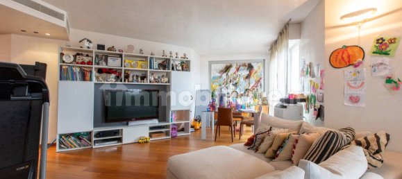 2 bedrooms Apartment in Sesto San Giovanni, Italy No. 183390 2