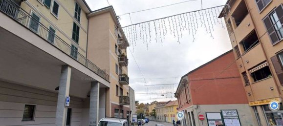 2-salle Appartement à Brugherio, Italy No. 334533 4