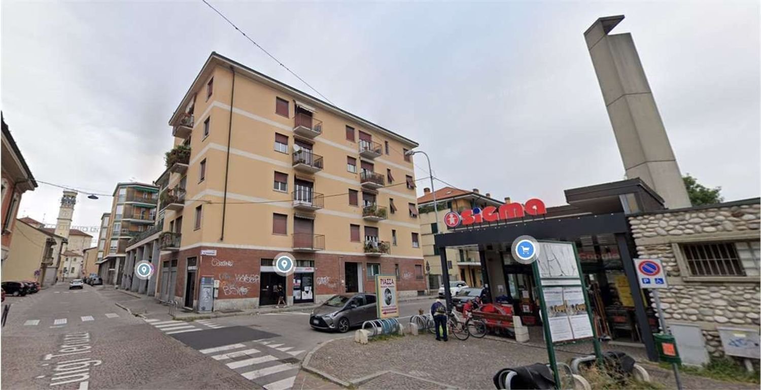 2-salle Appartement à Brugherio, Italy No. 334533