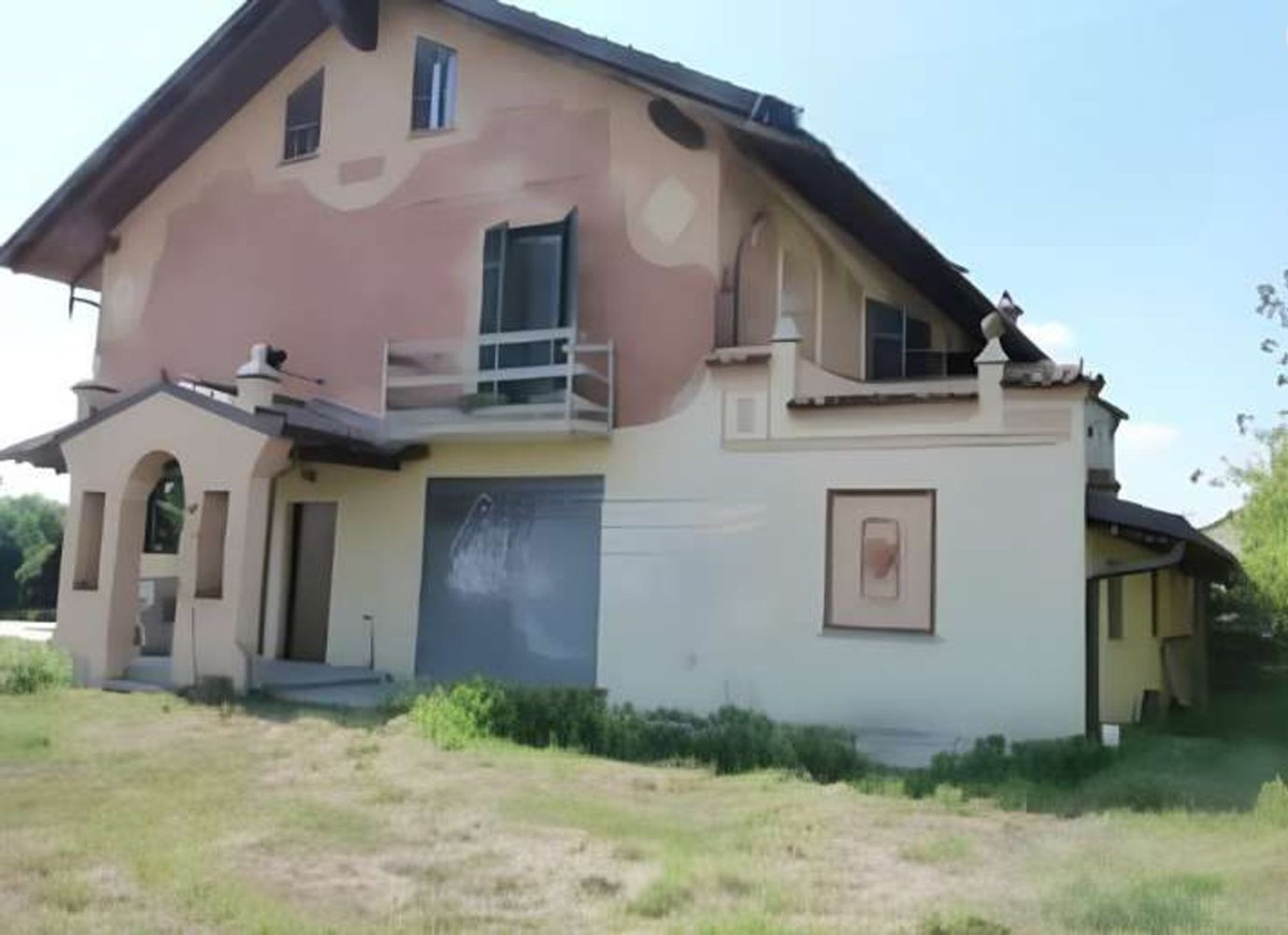 7 bedrooms House in Baldichieri d'Asti, Italy No. 393330