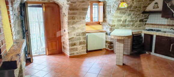 4 bedrooms House in Castelbottaccio, Italy No. 279880 30