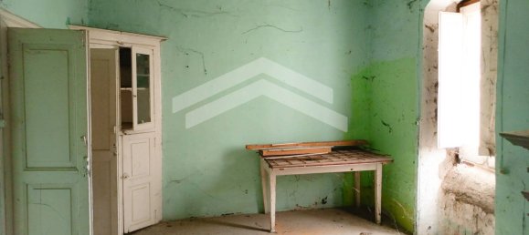 4 bedrooms House in Castelbottaccio, Italy No. 279880 39