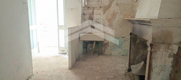 4 bedrooms House in Castelbottaccio, Italy No. 279880 36