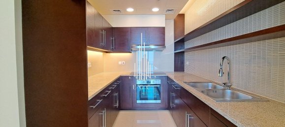 2 Schlafzimmer Doppelhaus in Corniche Road, UAE, Nr. 22705 11