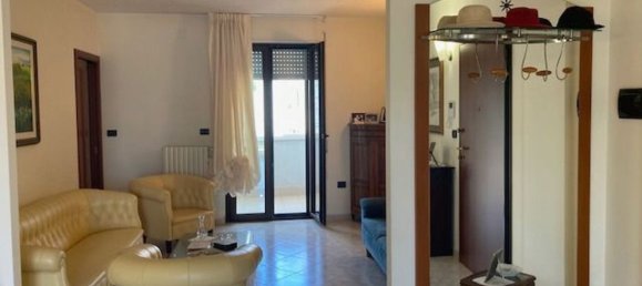 4 rooms Apartment in Brindisi, Italy No. 137400 5