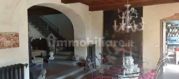 3 bedrooms House in Rufina, Italy No. 271490 6