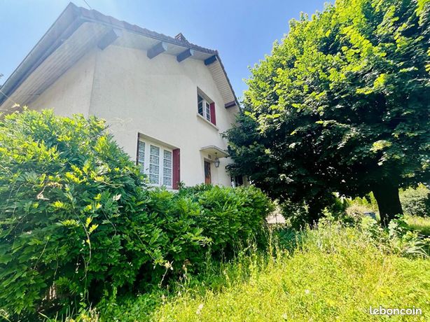 3 bedrooms House in Besancon, France No. 304779