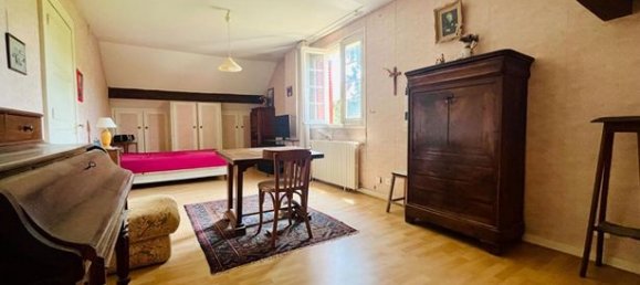 3 bedrooms House in Besancon, France No. 304779 3