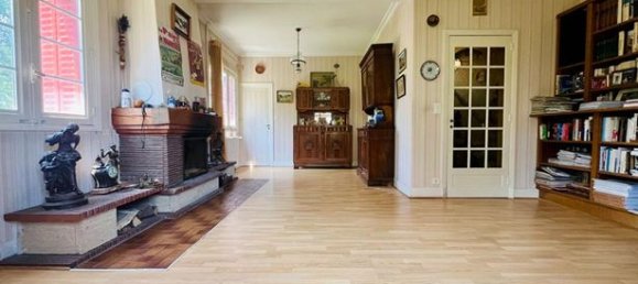 3 bedrooms House in Besancon, France No. 304779 9