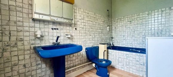 3 bedrooms House in Besancon, France No. 304779 8