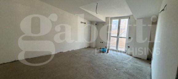 6 bedrooms Penthouse in San Prisco, Italy No. 312391 15