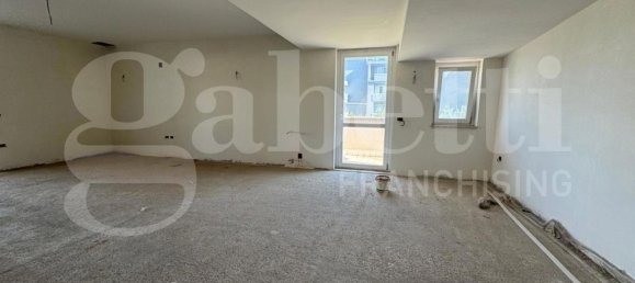 6 bedrooms Penthouse in San Prisco, Italy No. 312391 7