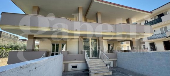 6 bedrooms Penthouse in San Prisco, Italy No. 312391 2