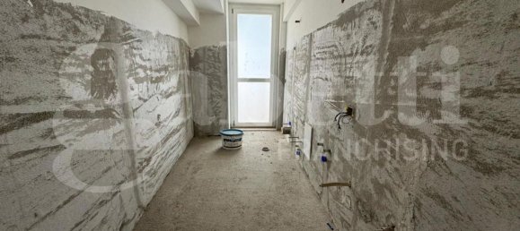 6 bedrooms Penthouse in San Prisco, Italy No. 312391 12