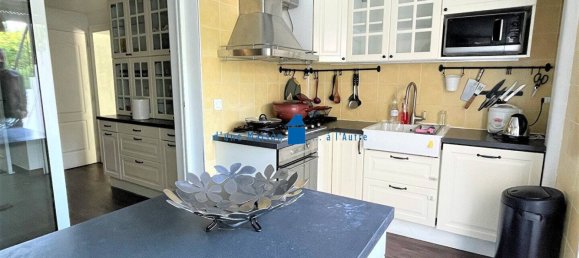 4 bedrooms Villa in Carrieres-sur-Seine, France No. 173011 7