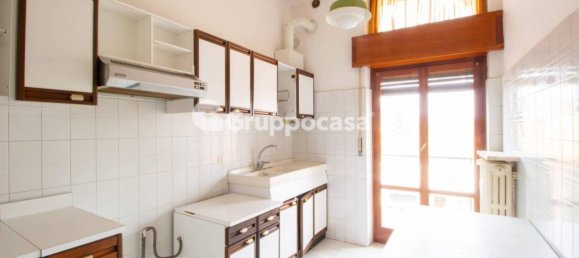3 rooms Apartment in Cuggiono, Italy No. 30879 7