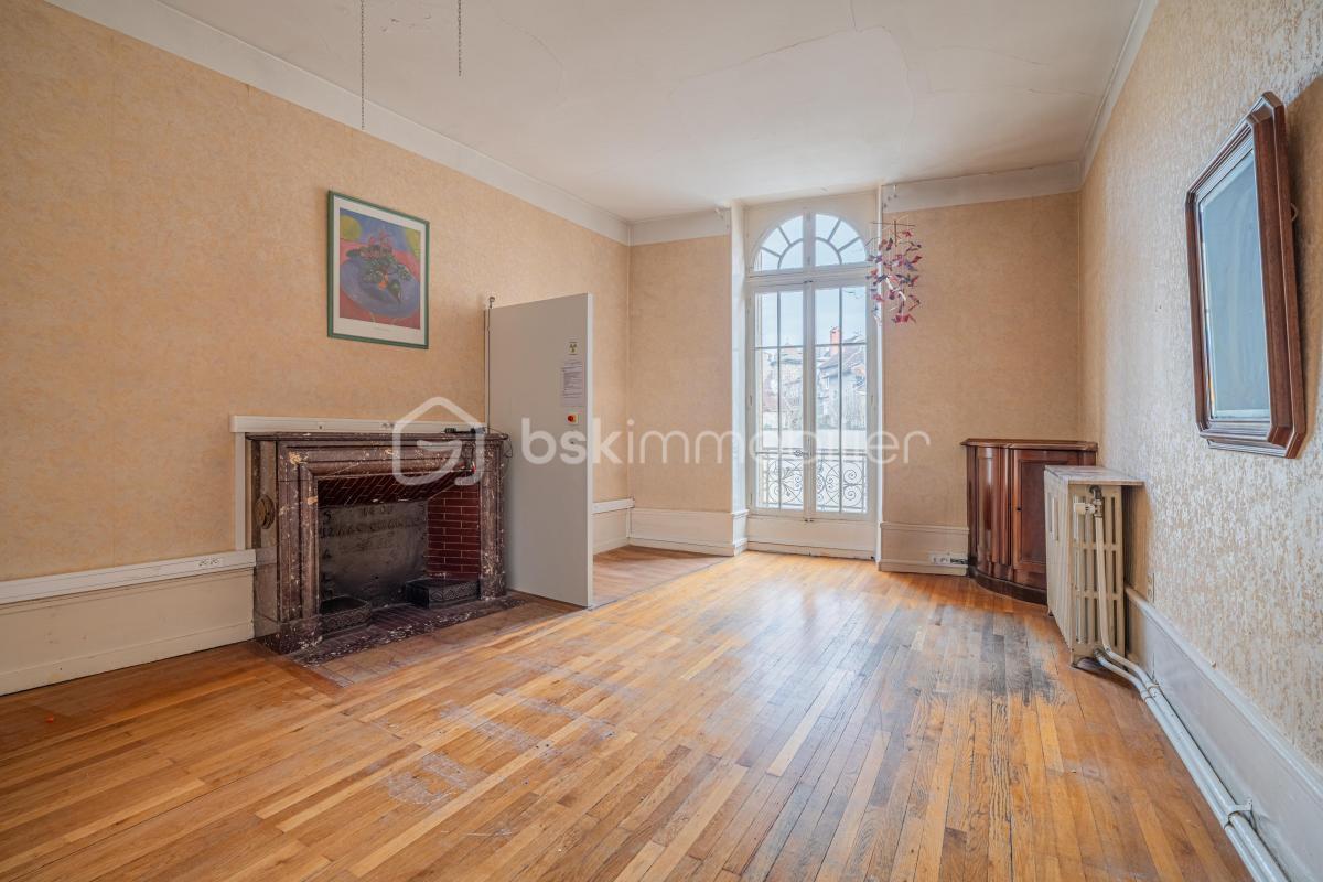 Duplex T5 em Saint-Genix-les-Villages, France N.º 243644