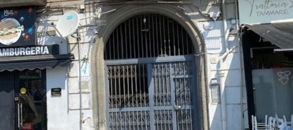 Studio in Naples, Italy No. 14008 2