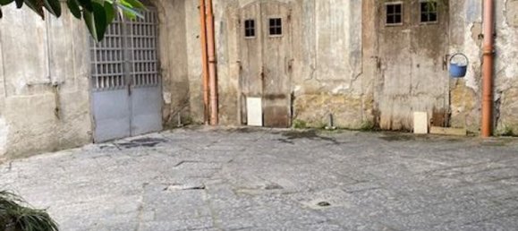 Studio in Naples, Italy No. 14008 8