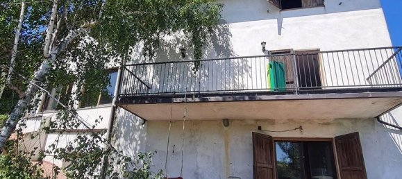 7 rooms House in Volpedo, Italy No. 151608 2