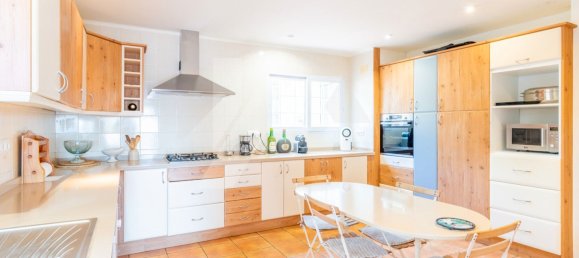 4 bedrooms House in Moraira, Spain No. 135556 9