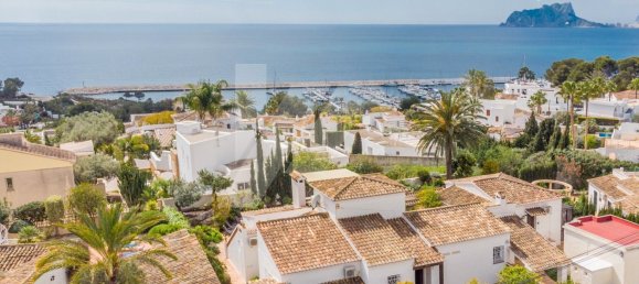 4 bedrooms House in Moraira, Spain No. 135556 2