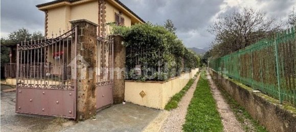 3 غرف نوم فيلا في Carini, Italy رقم 268427 16