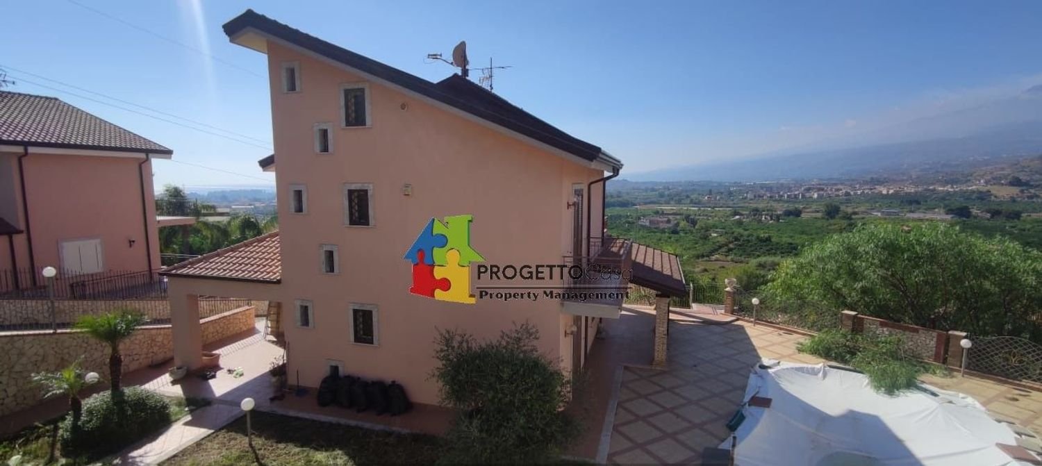 Villa de 10 habitaciónes en Taormina, Italy No. 139416