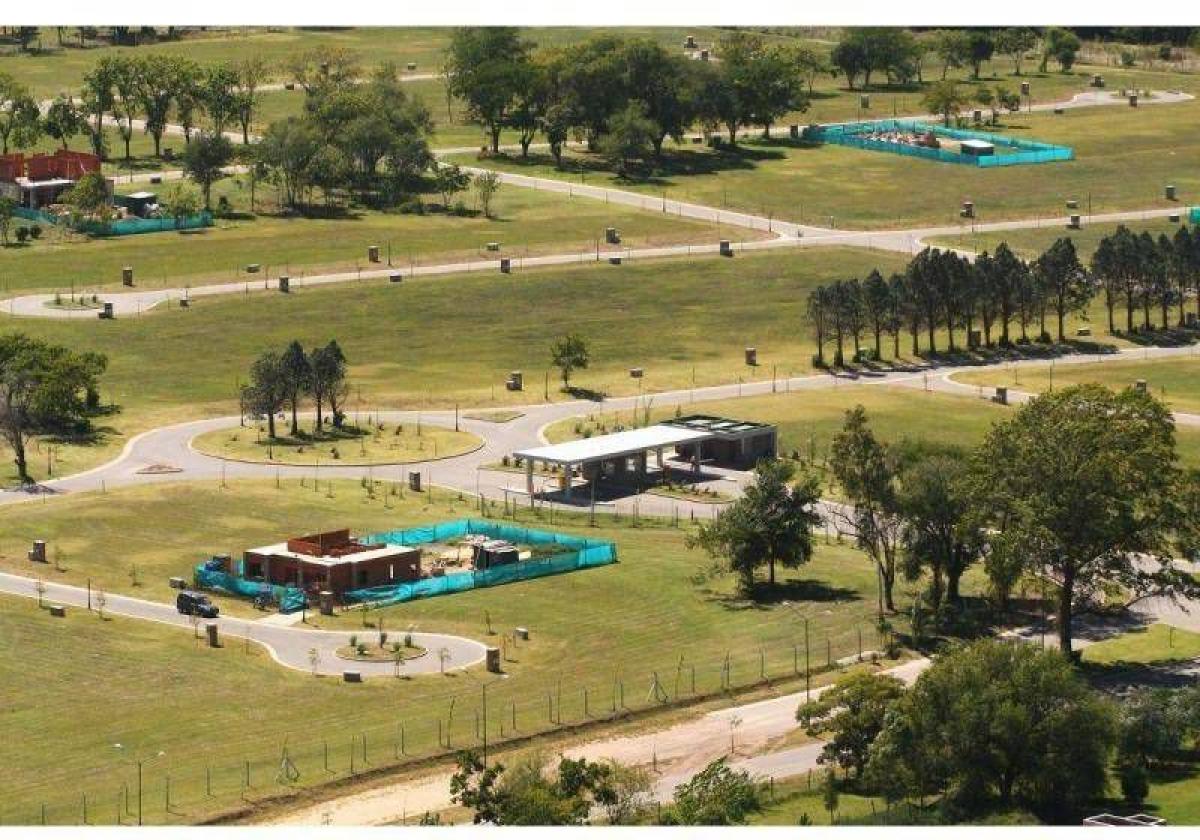  Land in Pilar, Argentina No. 119208