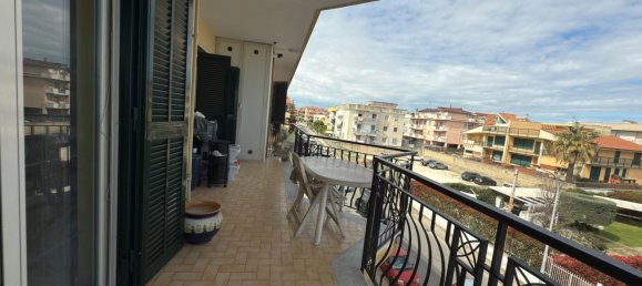 Квартира с 3 комнатами в Джульяно ин Кампанья, Италия № 127557 19