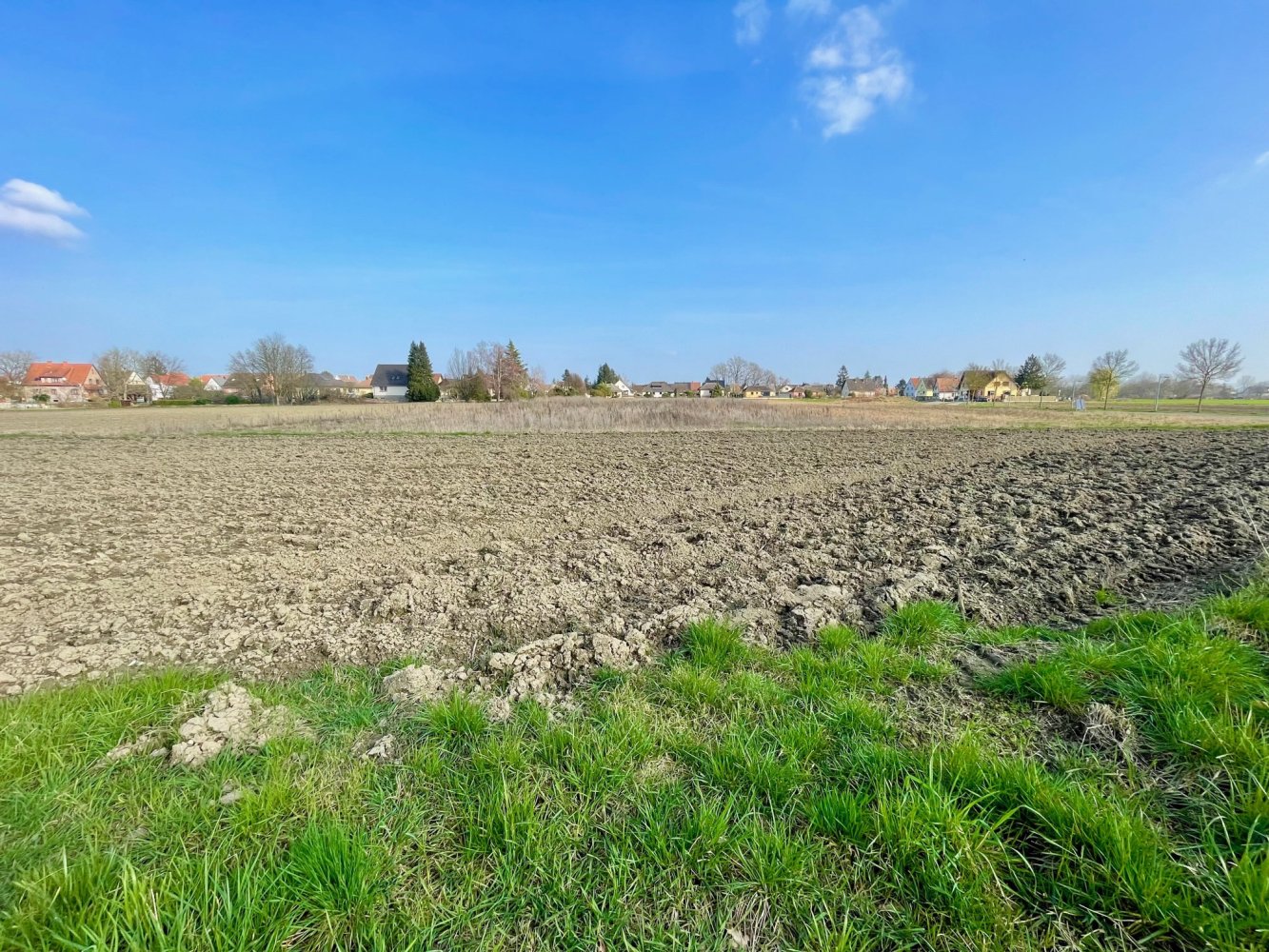 Terreno en Eschau, France No. 67124
