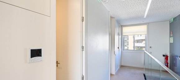 4 bedrooms Villa in Porto, Portugal No. 99571 10