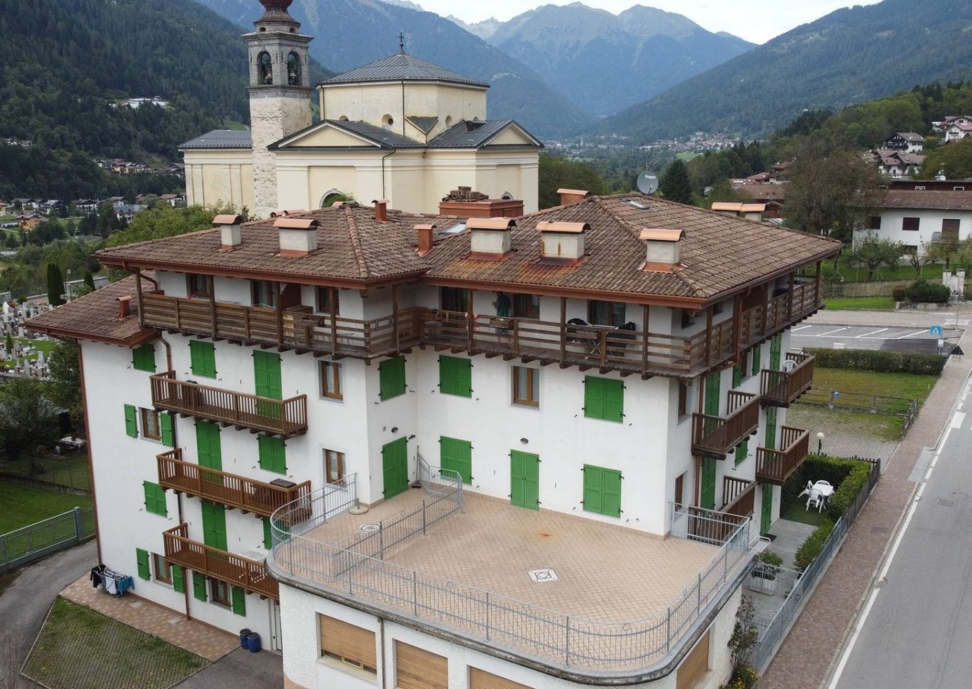 Квартира с 3 спальнями в Боченаго, Италия № 370832