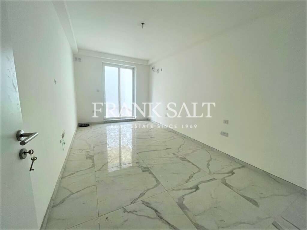 Bureau à Attard, Malta 92m² No. 12377