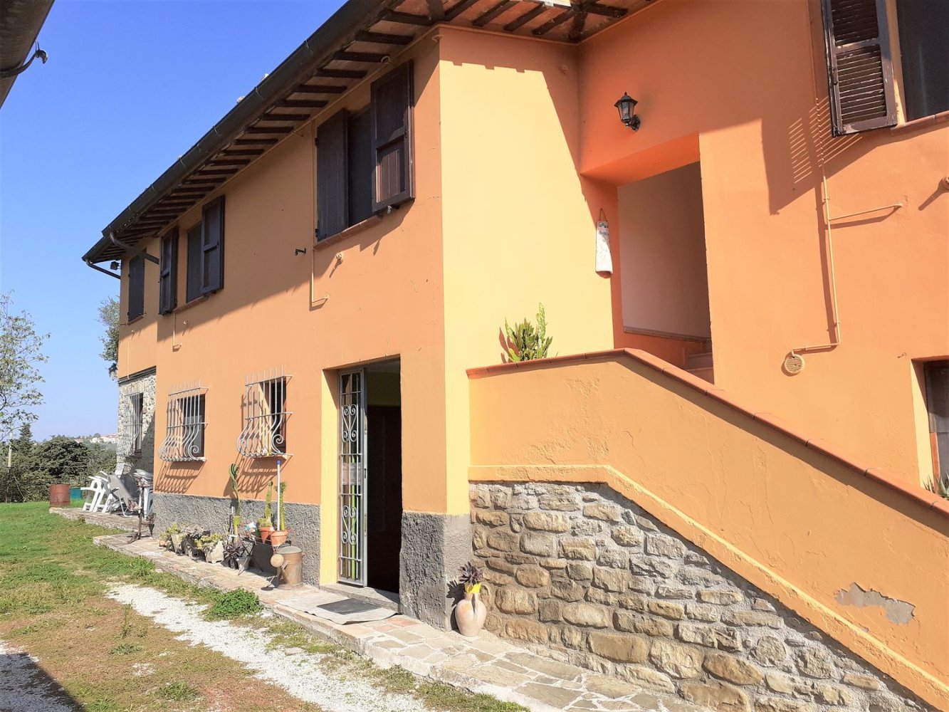 8 rooms House in Cingoli, Italy No. 65507