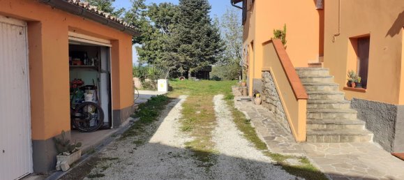 8 rooms House in Cingoli, Italy No. 65507 4