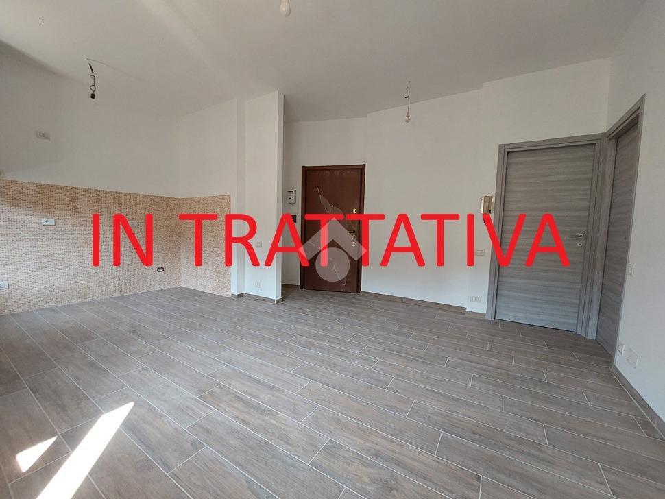 2غرفة شقة في Vittuone, Italy رقم 1780