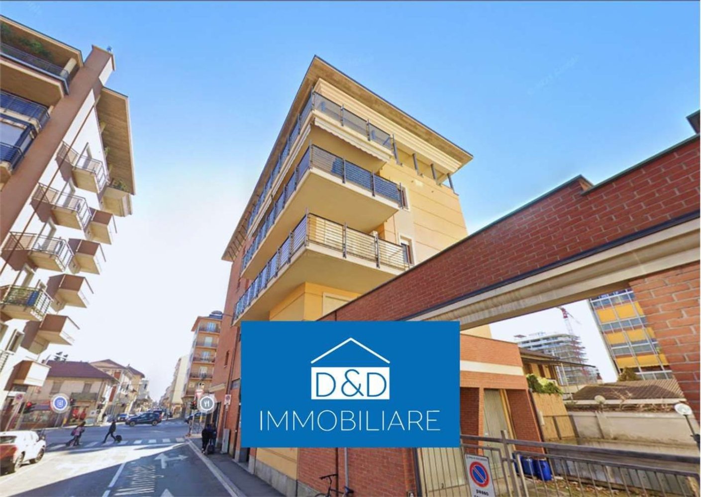 4-salle Appartement à Collegno, Italy No. 10186