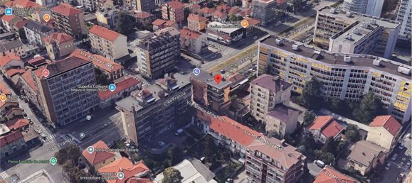 4-salle Appartement à Collegno, Italy No. 10186 10