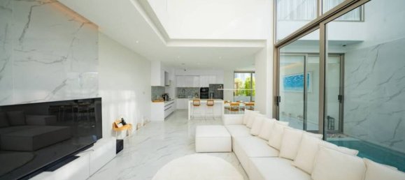 3 Schlafzimmer Villa in Phuket, Thailand, Nr. 61899 2