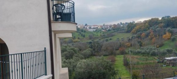 2 rooms Apartment in Pescara, Italy No. 236687 3